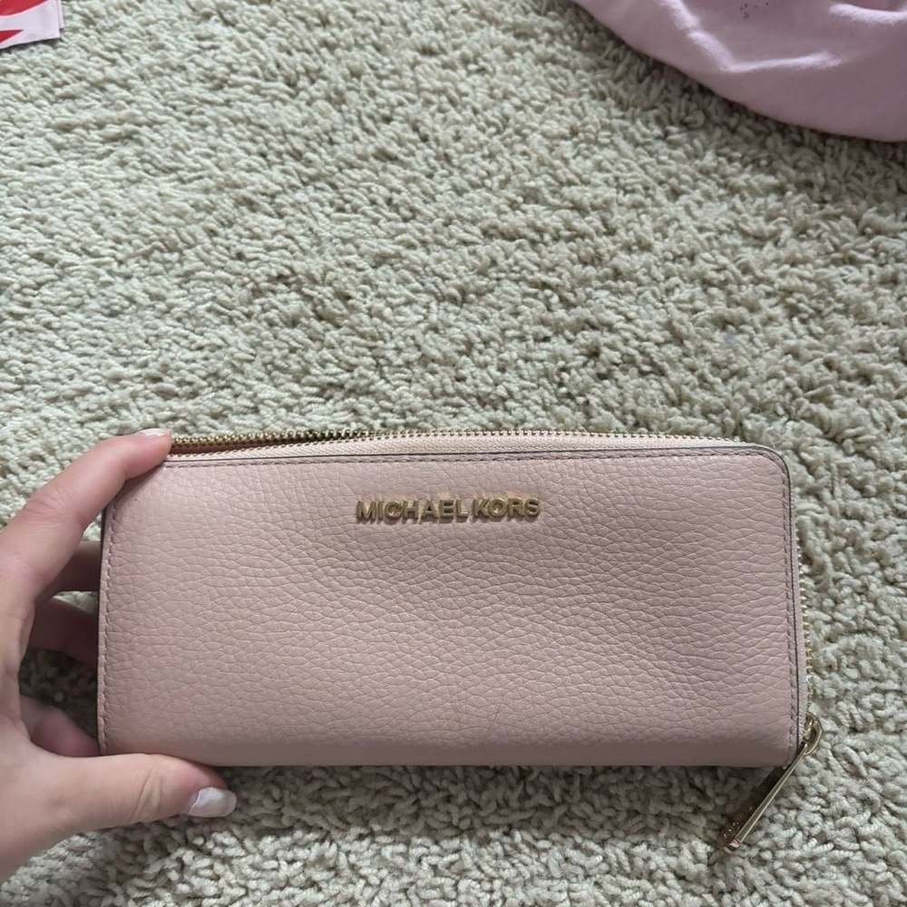Michael Kors Pink Wallet